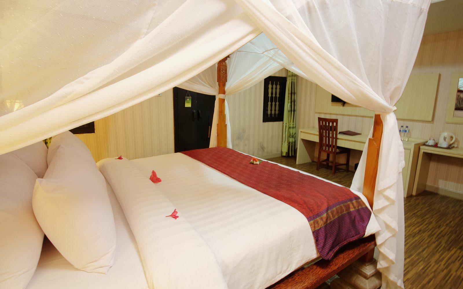 Puri Saron Senggigi Hotel Dış mekan fotoğraf