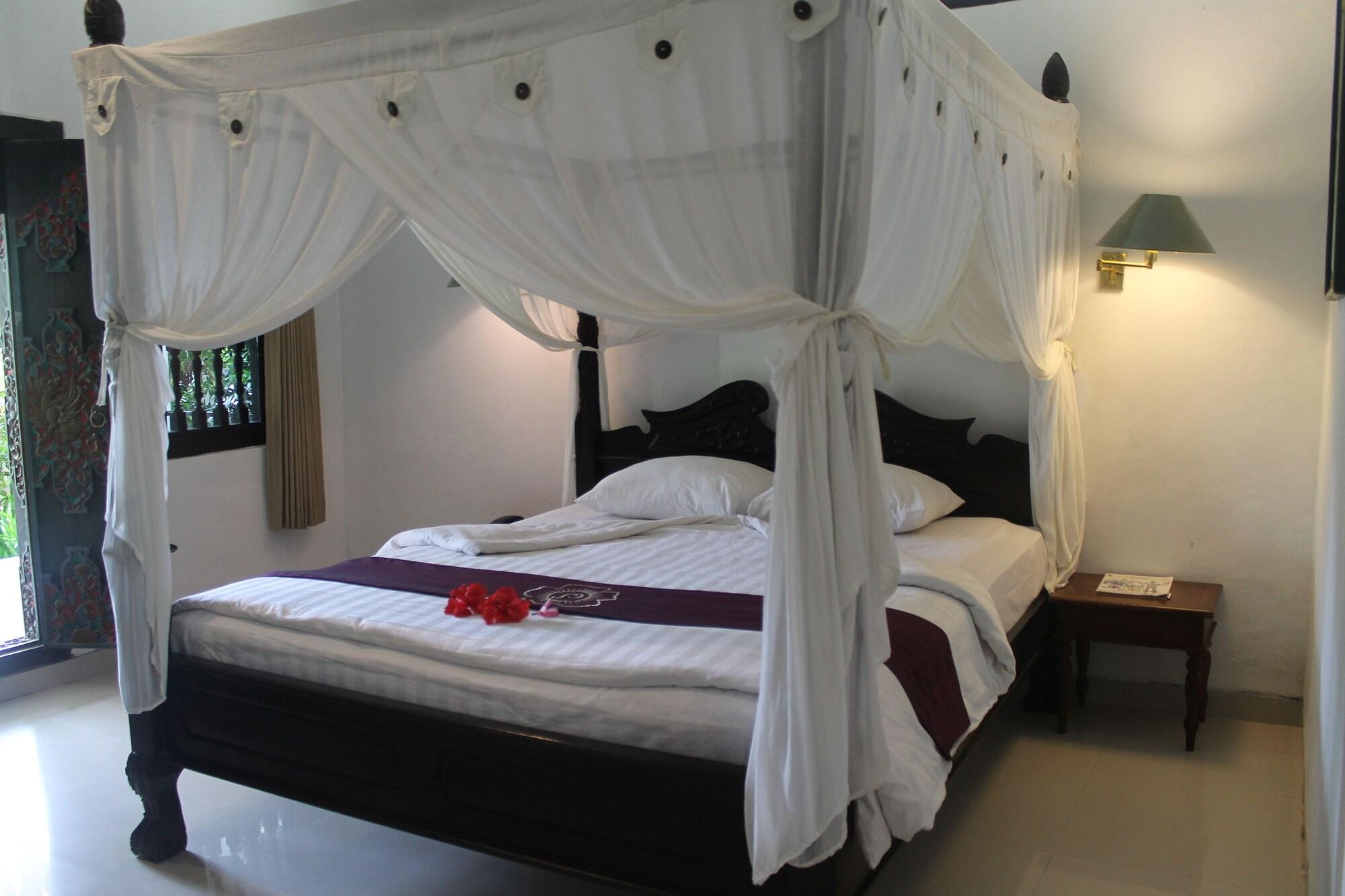 Puri Saron Senggigi Hotel Dış mekan fotoğraf