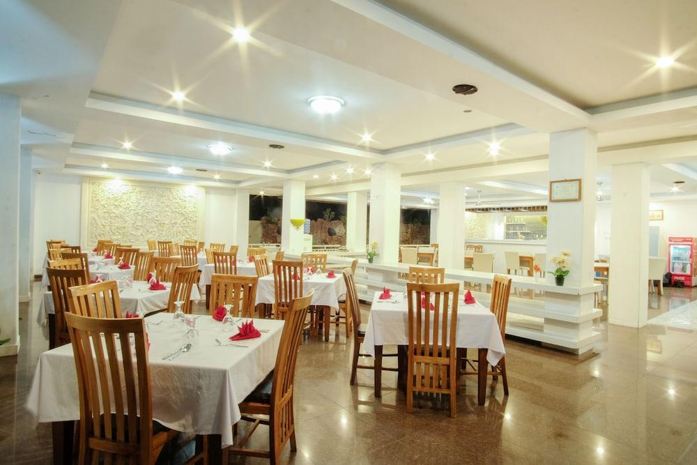 Puri Saron Senggigi Hotel Dış mekan fotoğraf