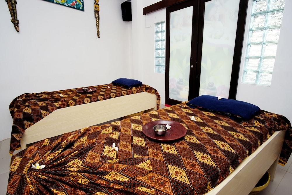 Puri Saron Senggigi Hotel Dış mekan fotoğraf