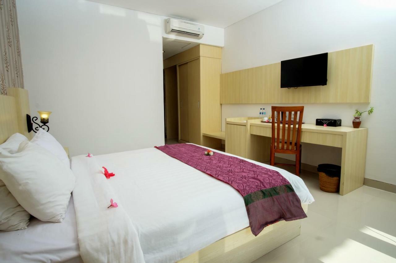 Puri Saron Senggigi Hotel Dış mekan fotoğraf